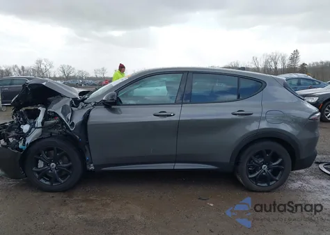 2024 Dodge Hornet R/T Eawd z USA, uszkodzony, nr VIN ZACPDFCW4R3A21437